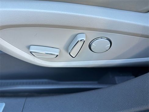 Used 2019 Lincoln Nautilus Reserve w/ Ultimate Package image 13