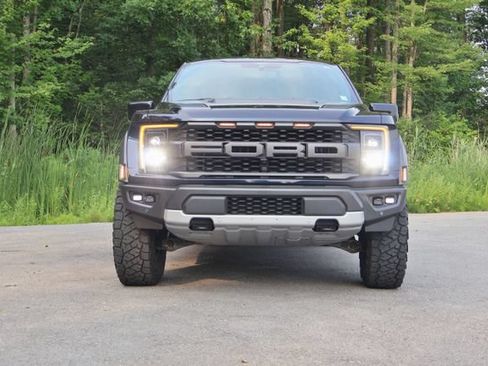 Used 2022 Ford F150 Raptor w/ Raptor 37 Performance Package AWD/4WD image 11
