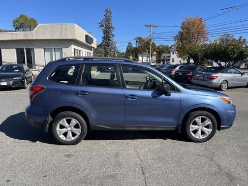 Used 2015 Subaru Forester 2.5i w/ Alloy Wheel Package image 9