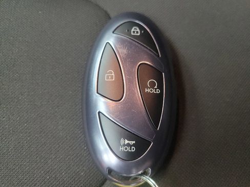Used 2025 Hyundai Elantra SEL FWD image 32