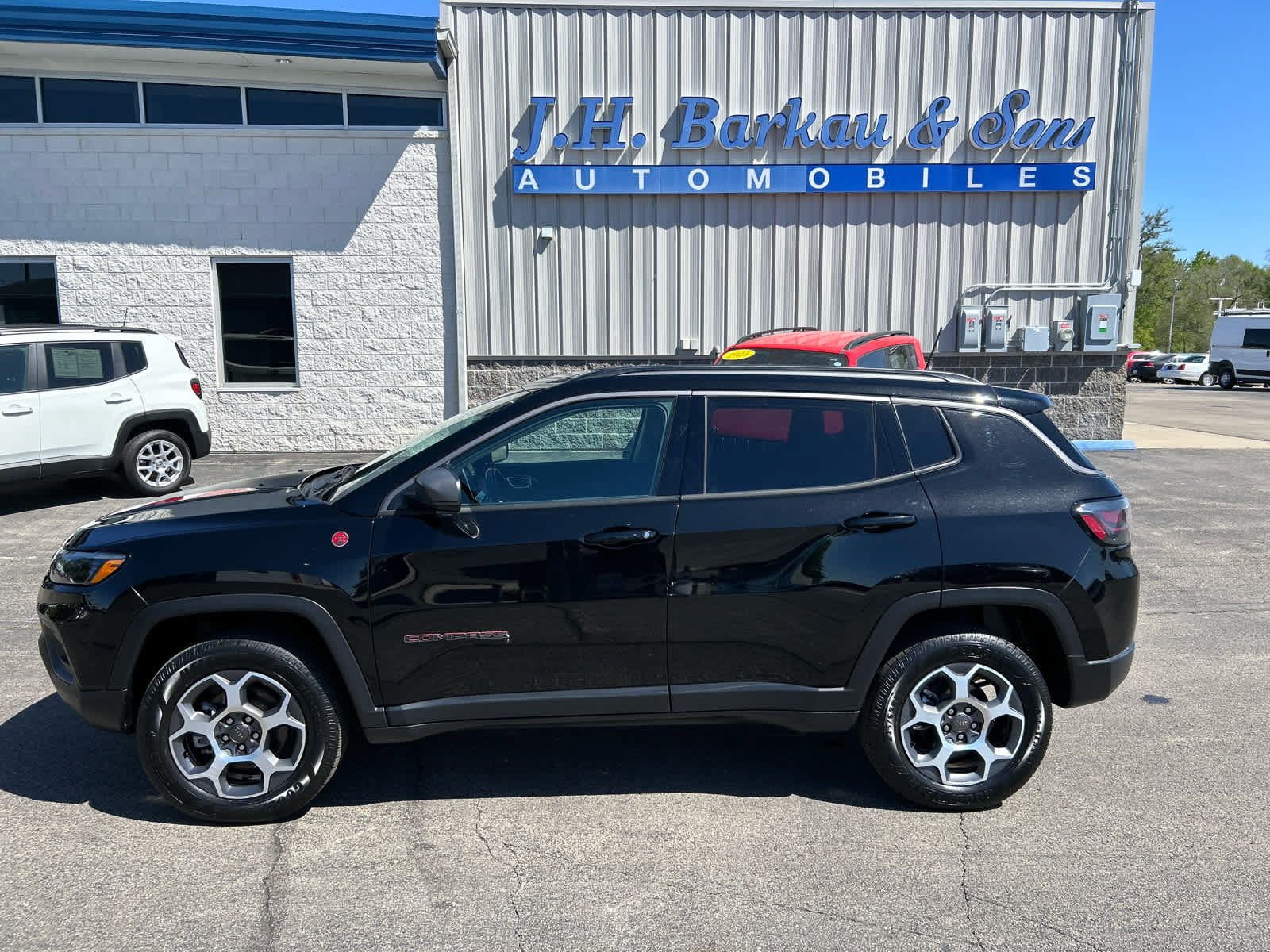 Used 2022 Jeep Compass Trailhawk w/ Trailhawk Elite Group AWD/4WD image 7