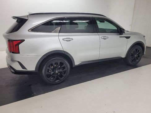 Used 2021 Kia Sorento SX AWD/4WD image 10