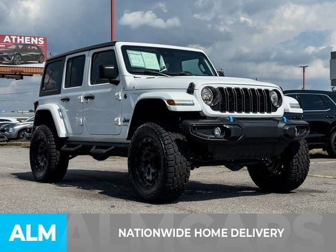 Used 2024 Jeep Wrangler Unlimited AWD/4WD image 4
