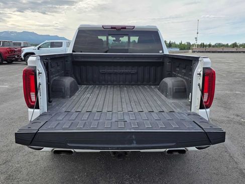 Certified 2022 GMC Sierra 1500 Denali w/ Denali Reserve Package AWD/4WD image 13