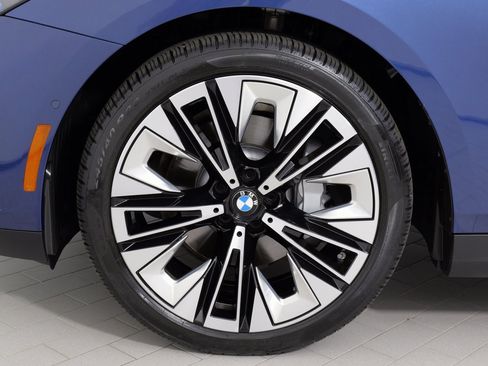 Used 2025 BMW 530i image 68