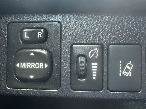 Used 2017 Toyota RAV4 LE w/ All Weather Liner Package image 23