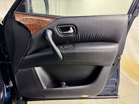 Used 2019 Nissan Armada SL image 17