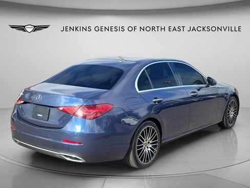 Used 2024 Mercedes-Benz C 300 Sedan image 2