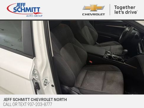 Used 2025 Toyota Camry LE image 17