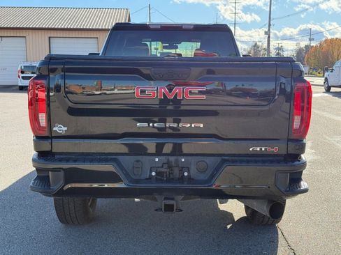 Used 2023 GMC Sierra 2500 AT4 image 7