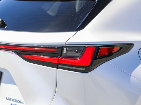 Used 2025 Lexus NX 450h+ AWD w/ Accessory Package (Z1) image 9