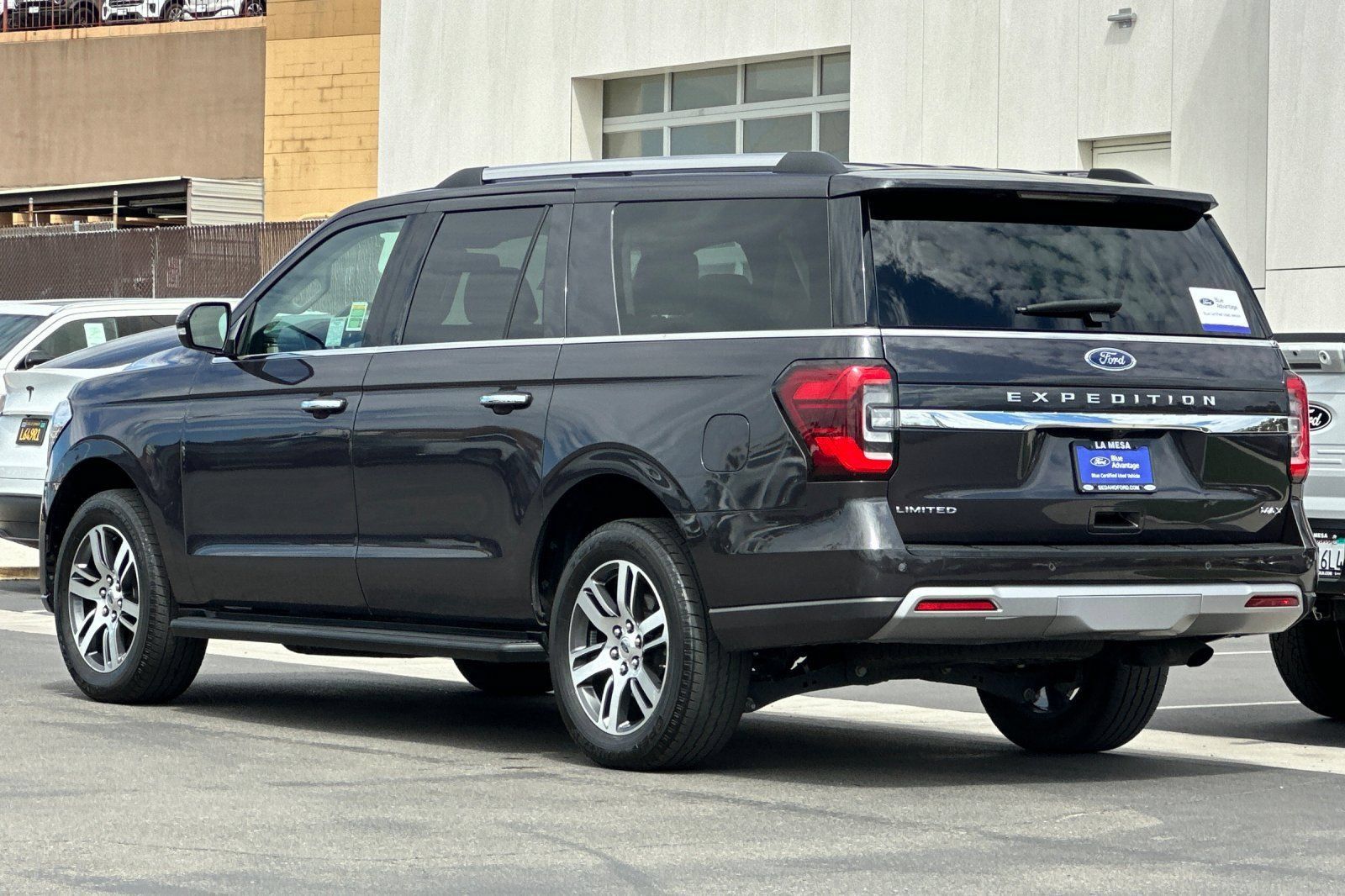 Certified 2024 Ford Expedition Max Limited RWD image 5