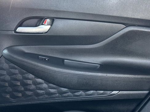 Used 2023 Hyundai Santa Fe SEL image 17