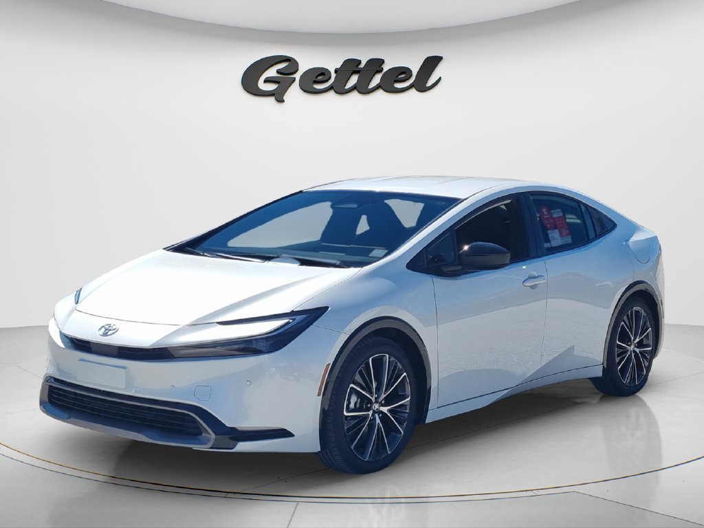 New 2027 Toyota Prius XLE FWD image 1