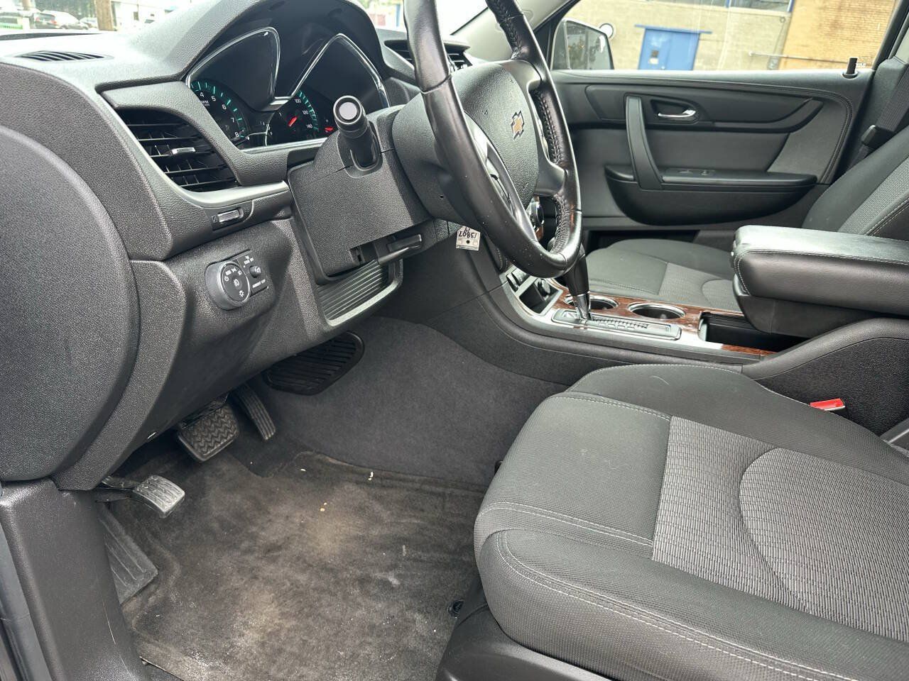 Used 2014 Chevrolet Traverse LT AWD/4WD image 5