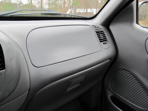 Used 2003 Ford F150 XLT image 54