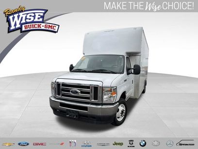 Used 2022 Ford E-450 and Econoline 450 Super Duty w/ Power Windows & Locks Group