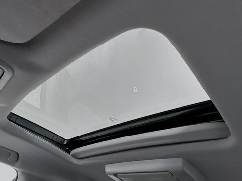 Certified 2024 Honda Odyssey Elite image 22