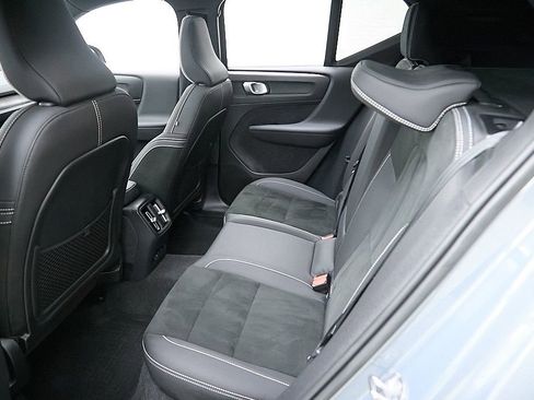 Certified 2023 Volvo XC40 Recharge Ultimate w/ Protection Package Premier image 20