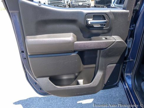 Used 2022 Chevrolet Silverado 1500 Custom AWD/4WD image 21