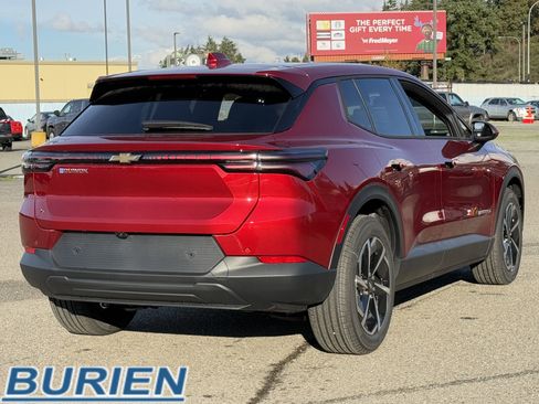 New 2026 Chevrolet Equinox EV LT image 5