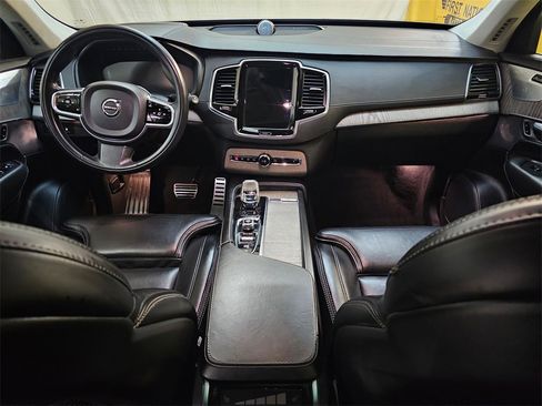 Used 2021 Volvo XC90 T8 Inscription w/ Protection Package Premier image 19