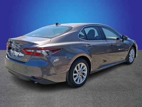 Used 2024 Toyota Camry LE FWD image 4
