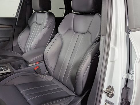 Used 2024 Audi Q5 e Premium Plus w/ Premium Plus Package AWD/4WD image 19