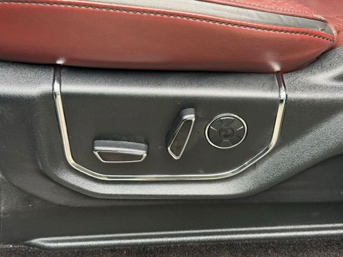 Used 2018 Ford F150 Platinum w/ Equipment Group 701A Luxury AWD/4WD image 28