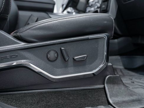 Used 2022 Ford F150 Lariat image 39