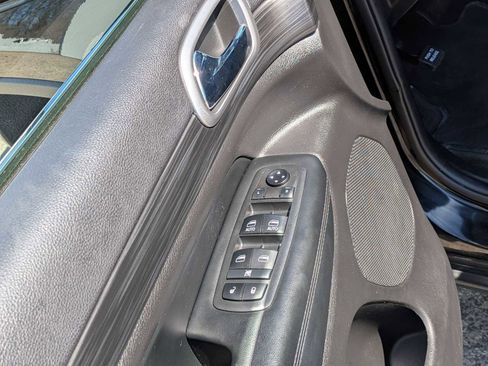 Used 2019 Jeep Grand Cherokee Laredo w/ Security & Convenience Group image 8