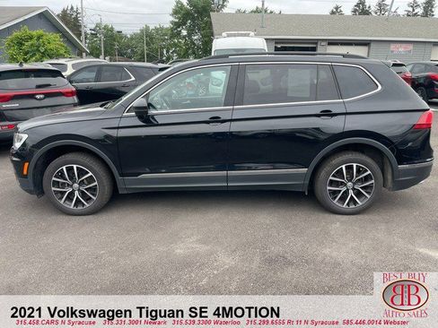 Used 2021 Volkswagen Tiguan SE image 6