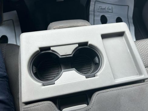 Used 2015 Ford F150 XLT AWD/4WD image 24