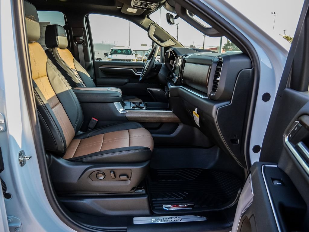 New 2026 Chevrolet Silverado 2500 High Country w/ High Country Premium Package AWD/4WD image 18