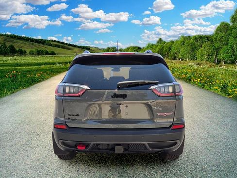 Used 2023 Jeep Cherokee Trailhawk w/ Trailer Tow Group AWD/4WD image 5