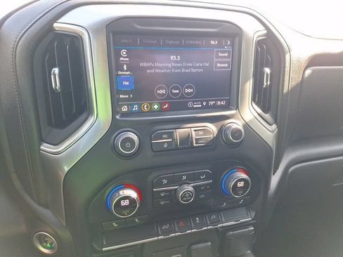 Used 2022 Chevrolet Silverado 1500 RST w/ Redline Edition AWD/4WD image 29
