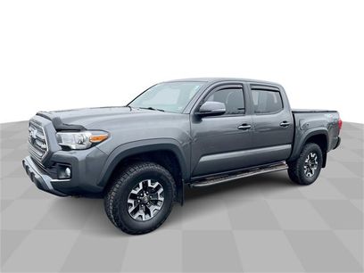 Used 2016 Toyota Tacoma SR