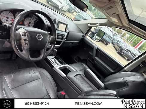 Used 2014 Nissan Titan PRO-4X w/ Pro-4x Luxury Package AWD/4WD image 19