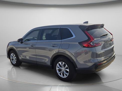 Used 2024 Honda CR-V LX image 4
