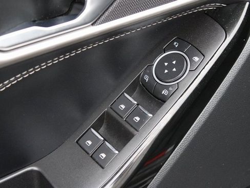 Used 2022 Ford Explorer ST image 23