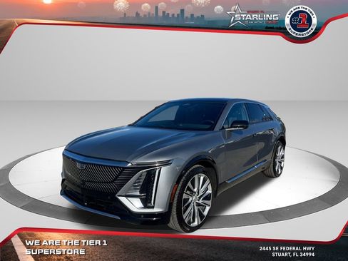 Used 2024 Cadillac Lyriq Luxury w/ LPO, Floor Liner Package image 1