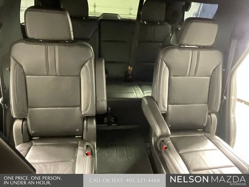 Used 2021 Chevrolet Tahoe RST w/ Luxury Package AWD/4WD image 30