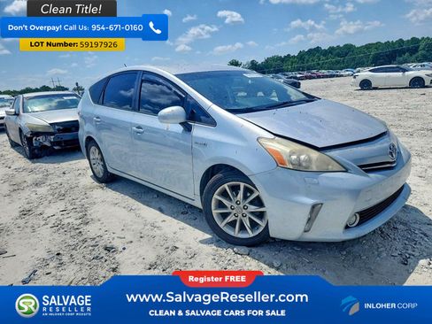 Used 2013 Toyota Prius V Five FWD image 5