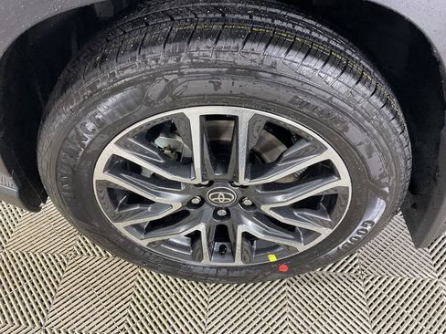 New 2026 Toyota Corolla Cross XLE image 4