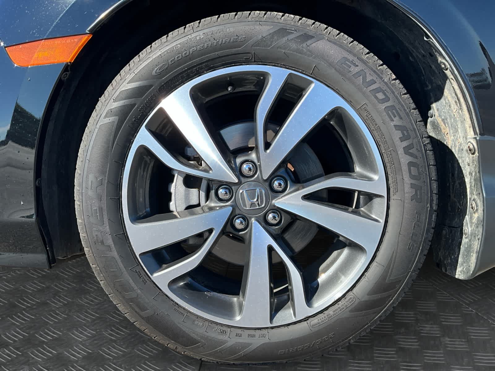 Used 2024 Honda Odyssey Touring image 14