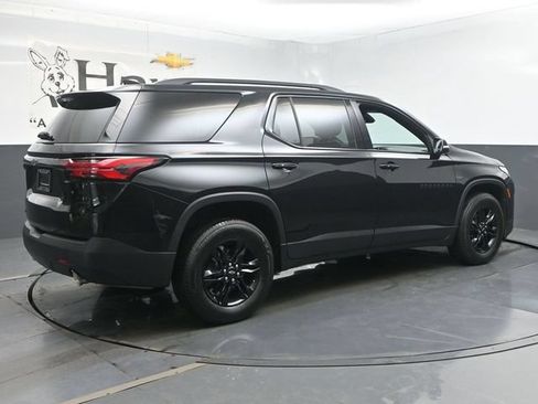 Used 2023 Chevrolet Traverse LT FWD image 52