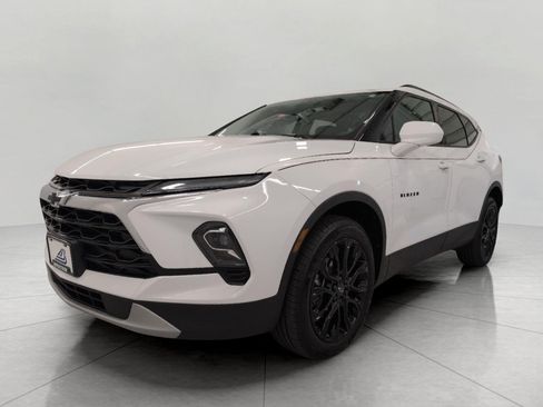 Used 2024 Chevrolet Blazer LT w/ Convenience Package AWD/4WD image 12