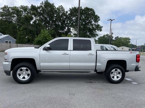 Used 2018 Chevrolet Silverado 1500 LT w/ All Star Edition AWD/4WD image 8