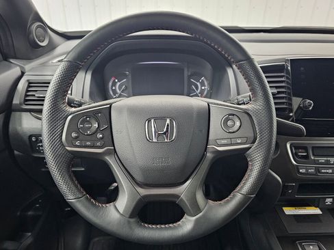 Used 2023 Honda Passport TrailSport image 11