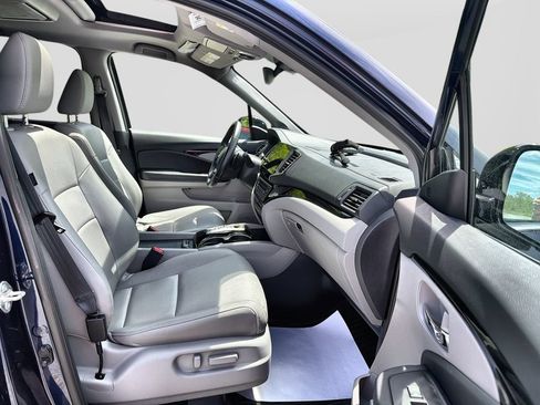 Used 2019 Honda Pilot Touring image 30